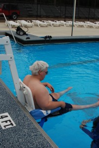 Person with a Spinal Injury getting ready to SCUBA